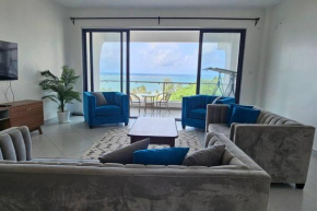 Homes by Wan Opulent Beachfront Apartment